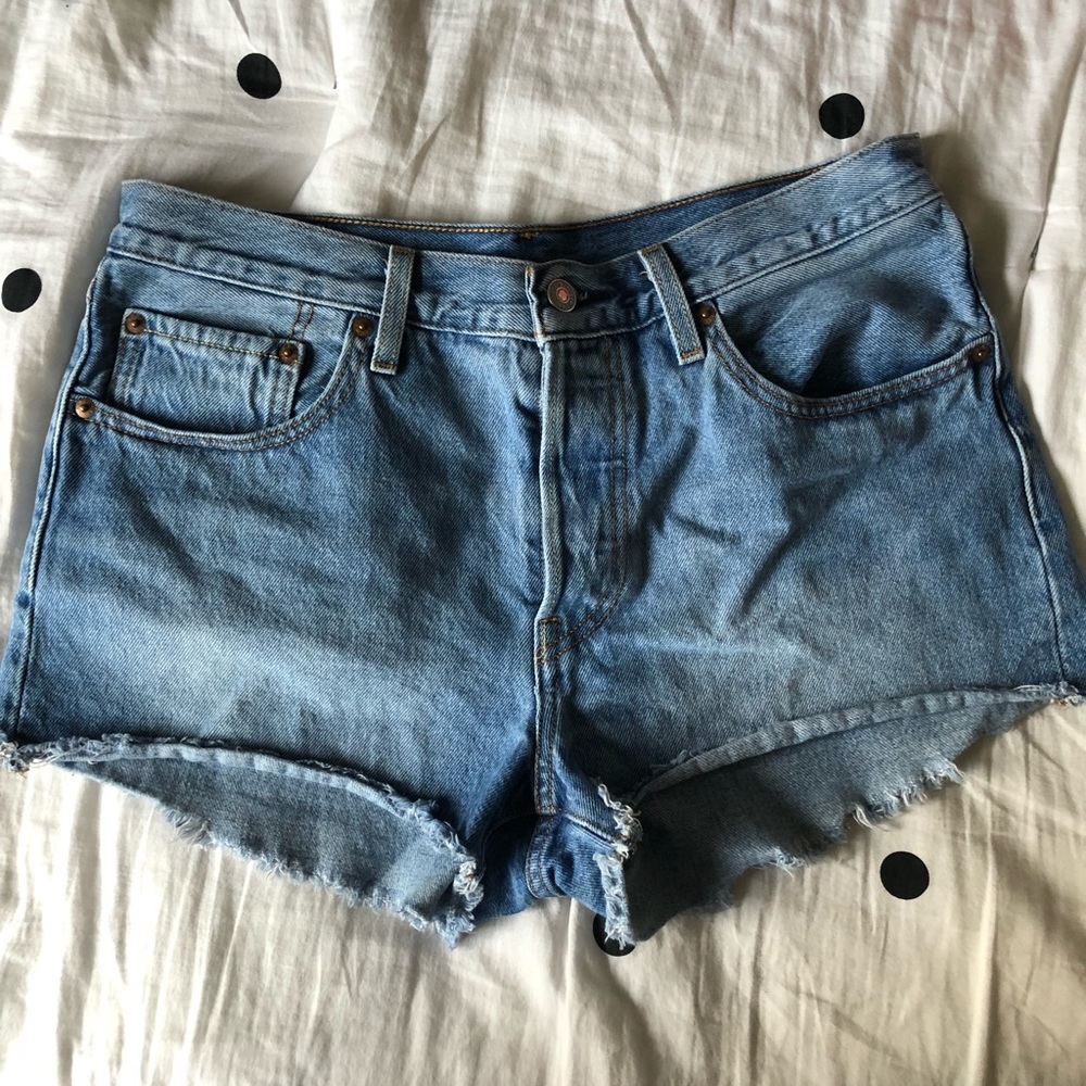 Levi’s 501 high waisted shorts